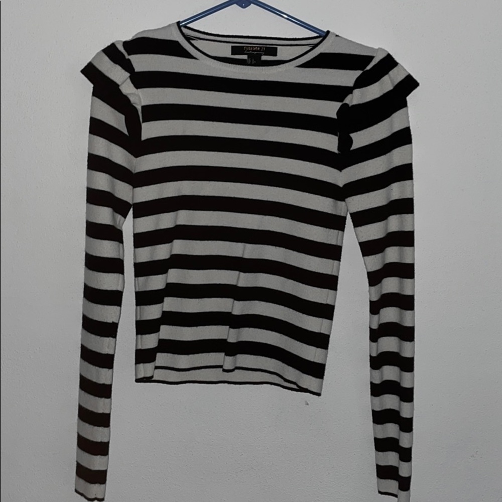 Striped Long sleeve forever 21 top